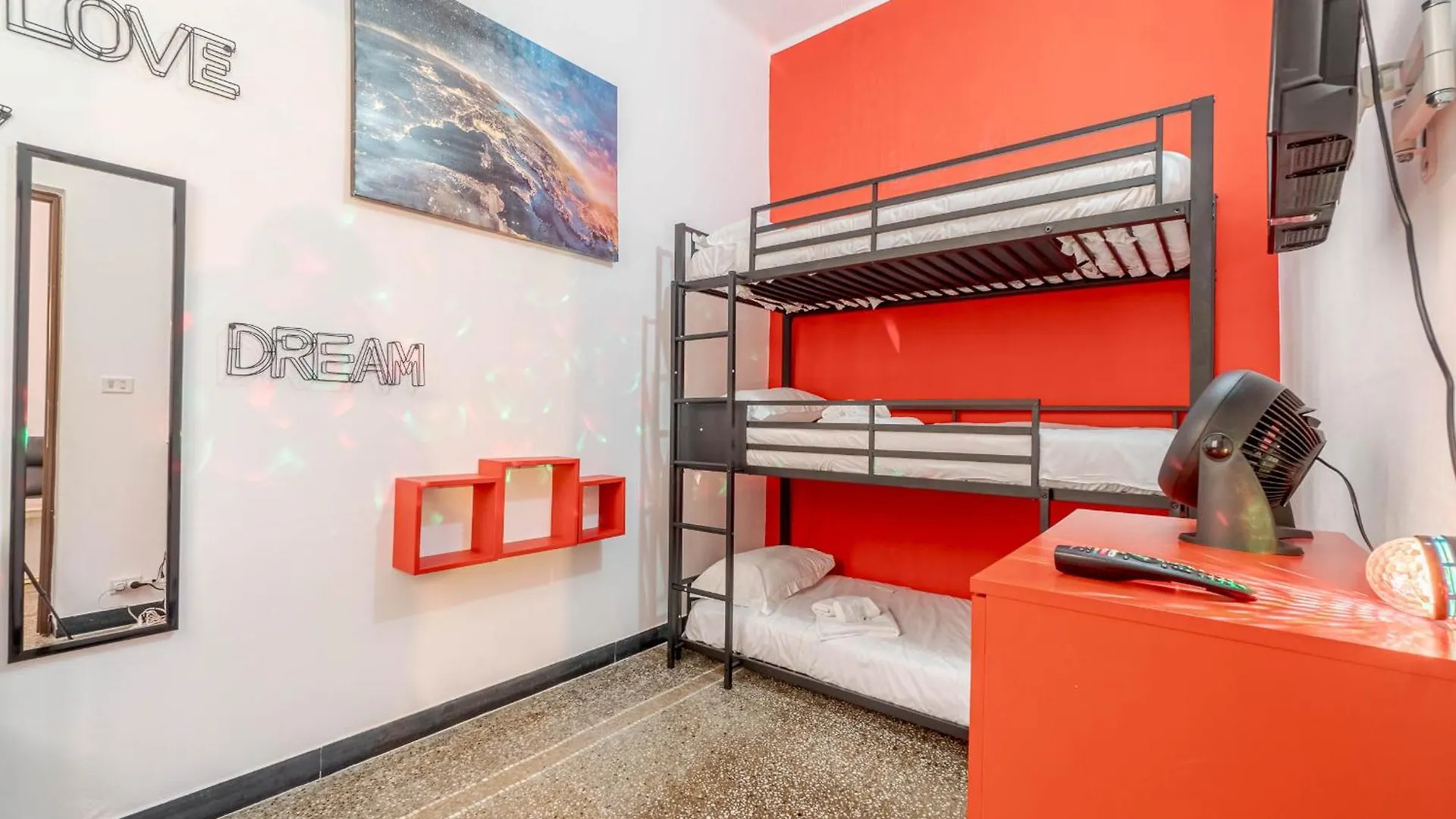 Apartment Genova La Fortuna Roomy Apt & Panoramic Balcony Italy
