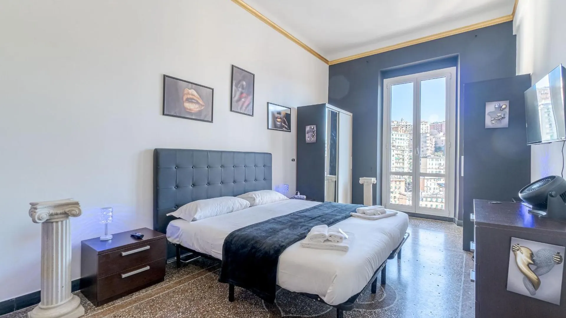 Genova La Fortuna Roomy Apt & Panoramic Balcony 0*, Genoa